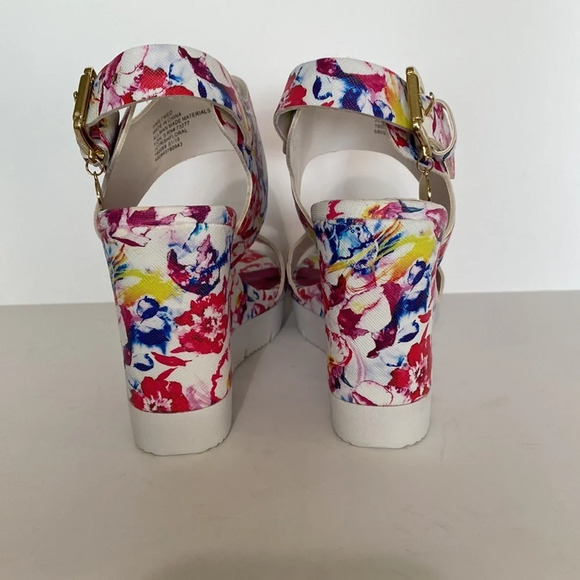 Juicy Couture Trish Floral Heeled Wedge Open Toe Slingback Sandals Size 7 - Picture 5 of 8